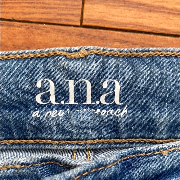a.n.a. Women's Distressed Denim Shorts sz
10 Bermuda 9”inseam high waisted - Picture 8 of 13